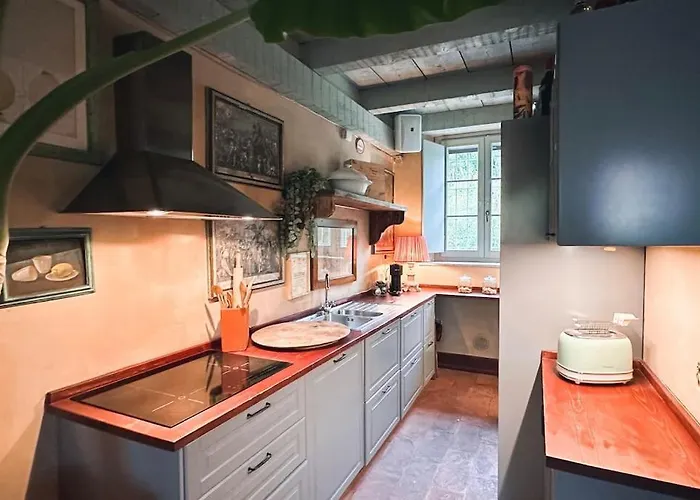 Con Giardino Privato E Sauna شقة *