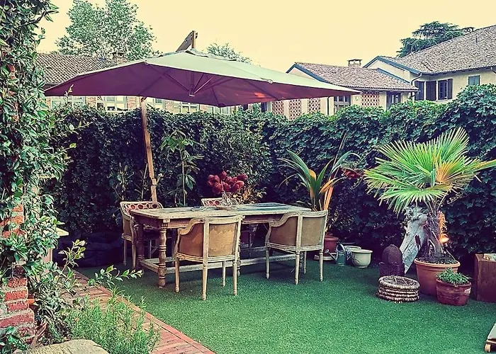 Con Giardino Privato E Sauna شقة ميلان